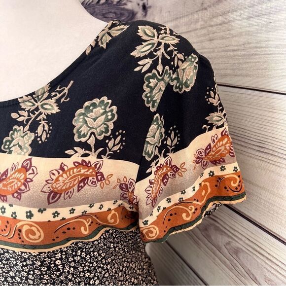 MOLLY Malloy Vintage Black Floral Patterned Short Sleeve Dress - Picture 5 of 10